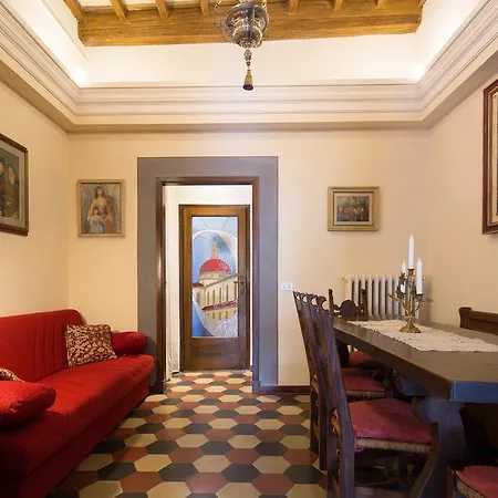 Apartment Santo Spirito Palace